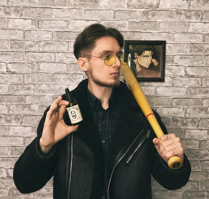 Сергей — автор YouTube-канала Tsmok Blog и владелец бренда Brutal Potion